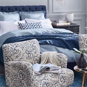 Pottery Barn Chevron Pillow Cover Navy